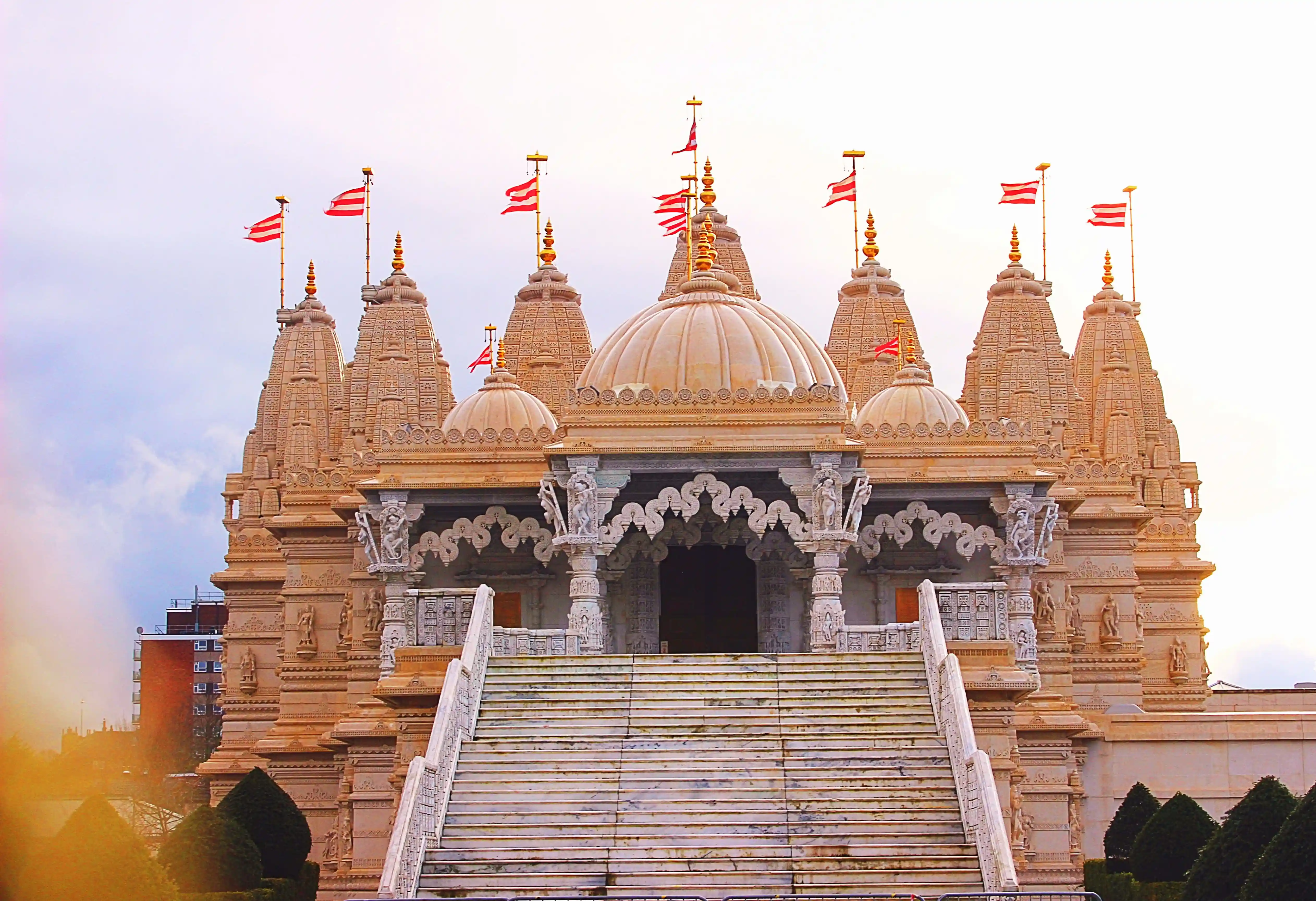 Temple tours and pilgrimage travel